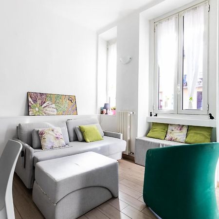 Rogoredo - Exclusive Apartment Milan Bagian luar foto